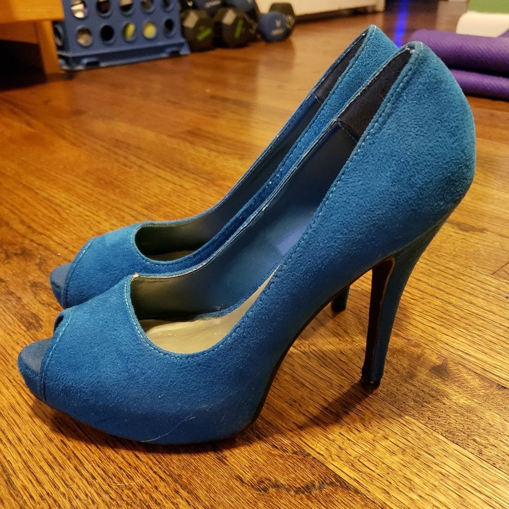 Peacock Blue Peep Toe Pumps